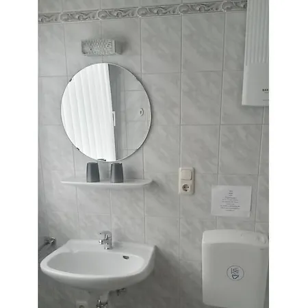 Vakantiehuis Brown Modern Retreat Sankt Aldegund