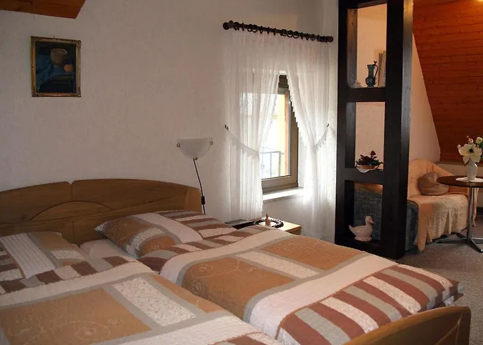 Casa de Férias Brown Modern Retreat