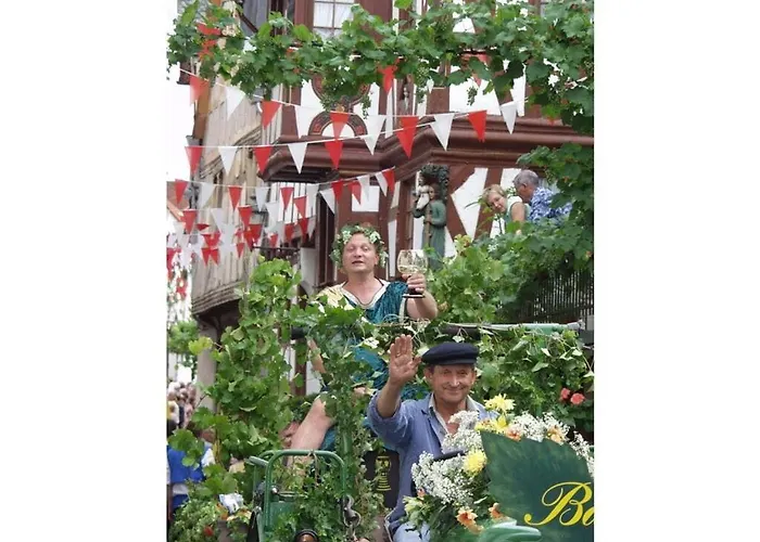 Casa de Férias Brown Modern Retreat Sankt Aldegund