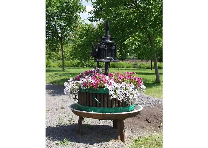 Casa de Férias Brown Modern Retreat Sankt Aldegund